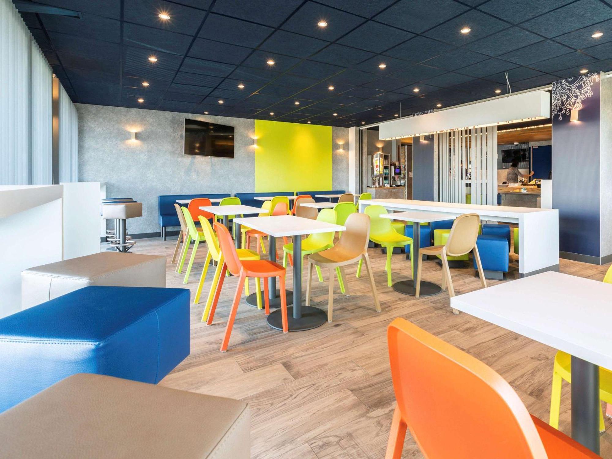 Ibis Budget Rennes Rte Lorient Exteriör bild