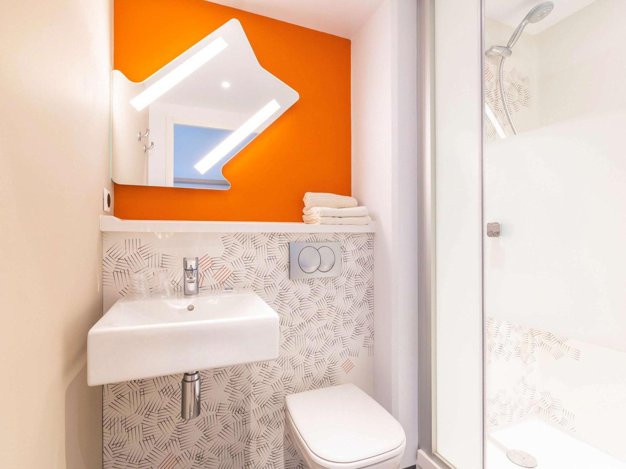 Ibis Budget Rennes Rte Lorient Exteriör bild